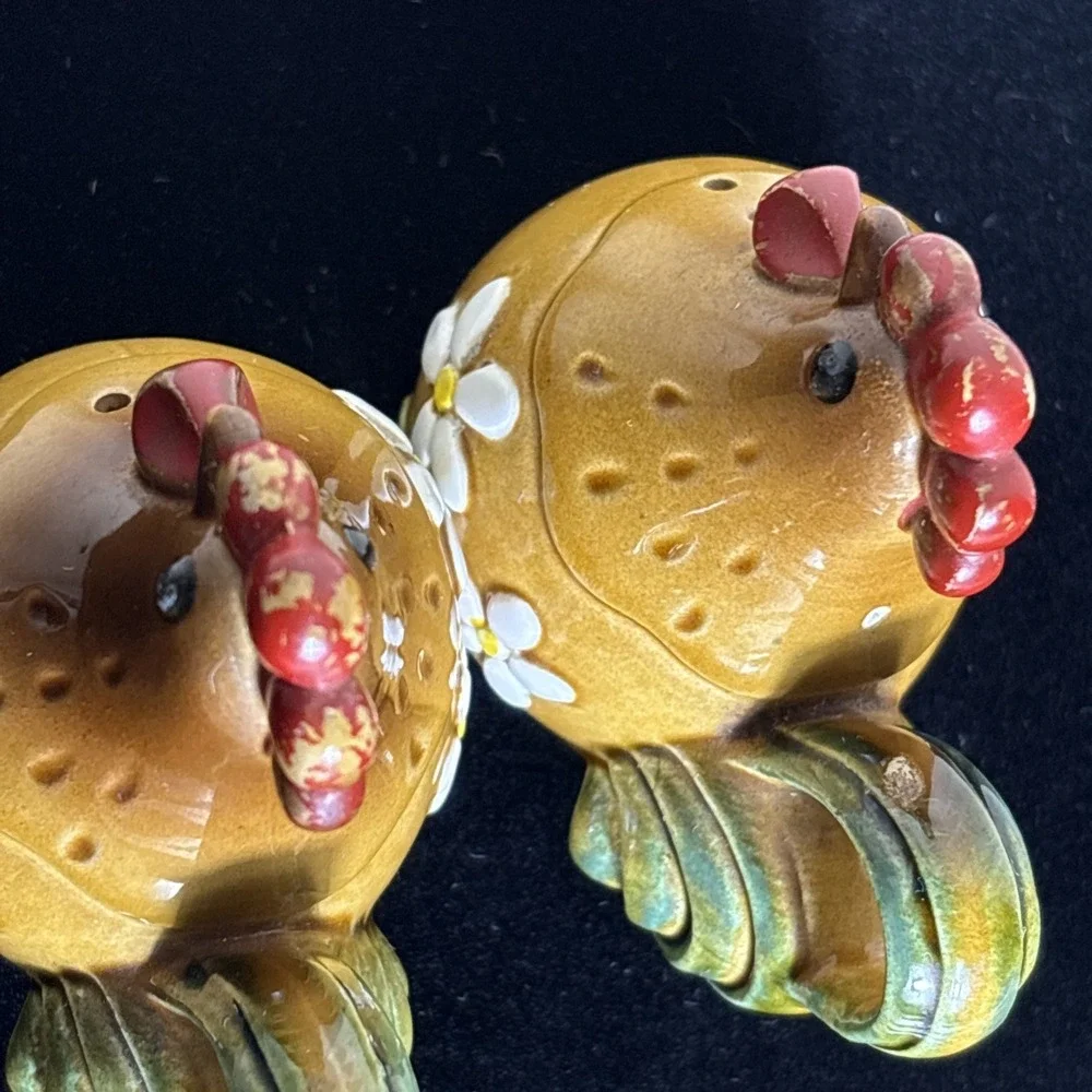 Vintage Norcrest Rooster Salt And Pepper‎ Shakers